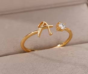 Anello regolabile con iniziale