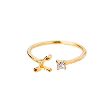 Anello regolabile con iniziale