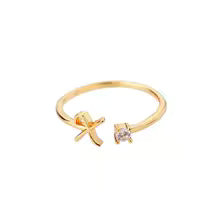Anello regolabile con iniziale
